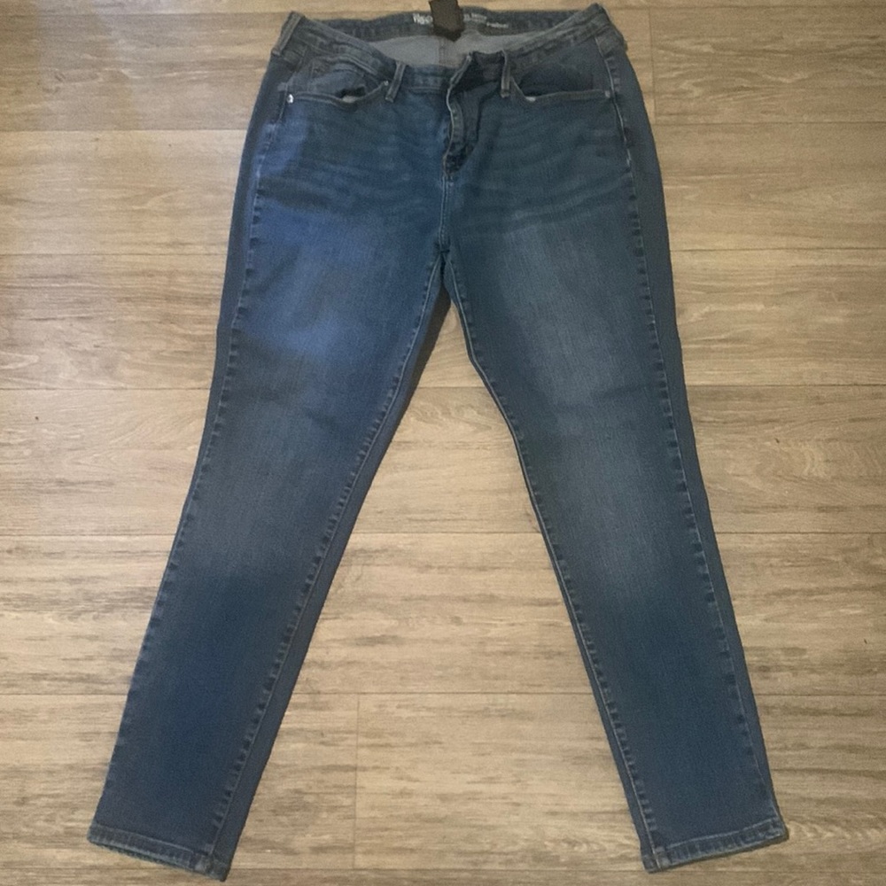 Curvy Skinny Size 16 short